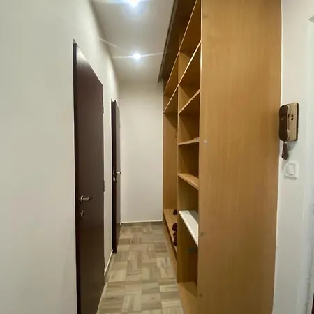 Trieda Snp Apartment *